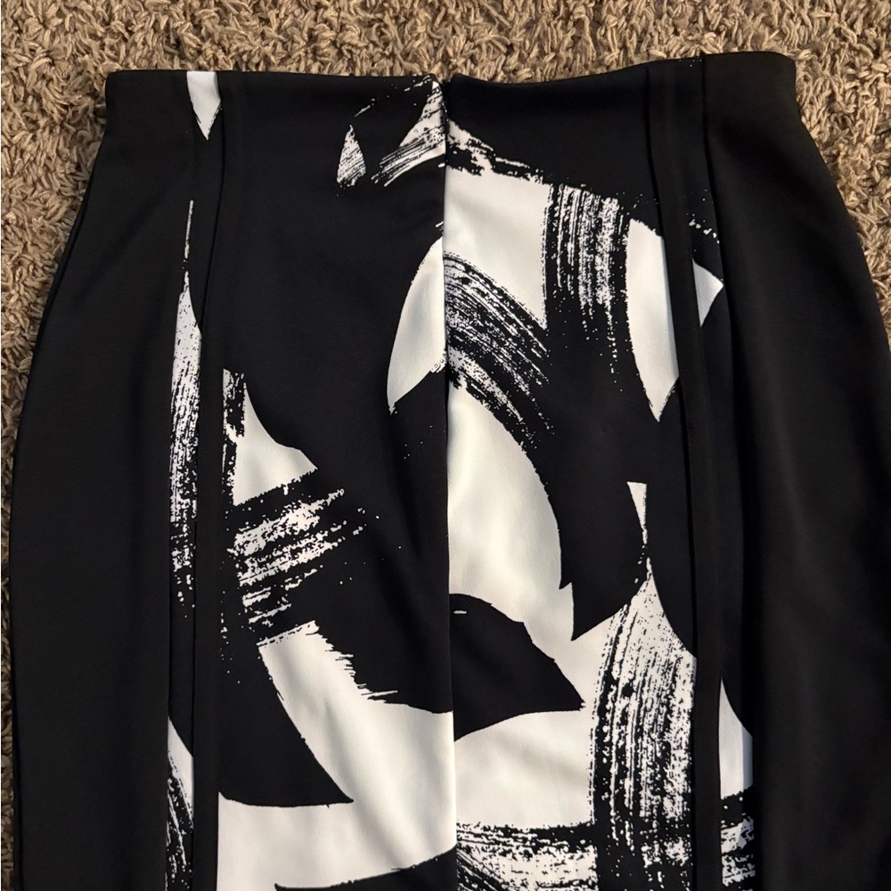 WORTHINGTON 2-piece Black and White Abstract TOP AND SKIRT SIZE MEDIUM - Picture 9 of 12